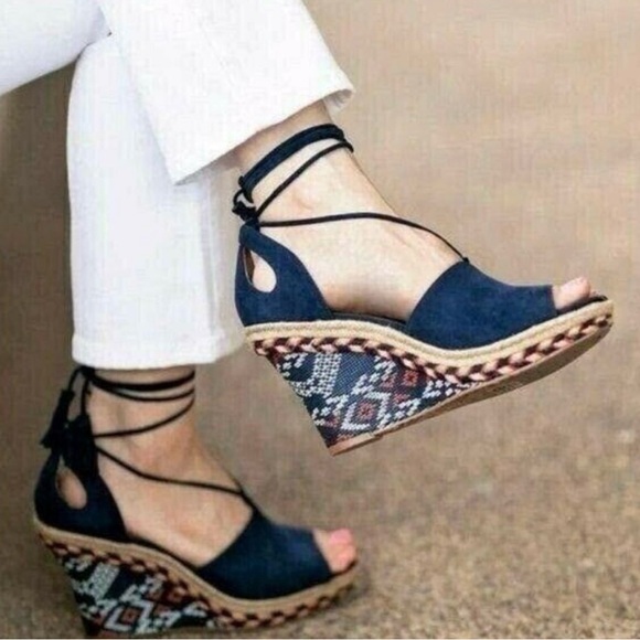 CAbi Shoes - NEW Cabi Navy Suede Lace-Up Wedge Espadrilles – Tribal Pattern – Size 10M – New